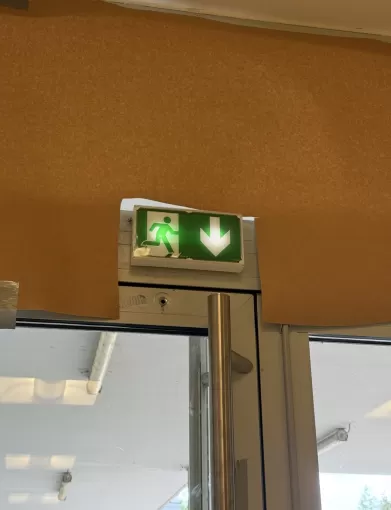 Remplacement de bloc autonome d'éclairage de sécurité par CONI ELEC dans la région de Clermont de l’Oise, Saint-Just-en-Chaussée, CONI ELEC